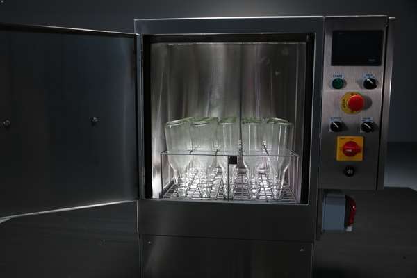 glass water bottle cleaner