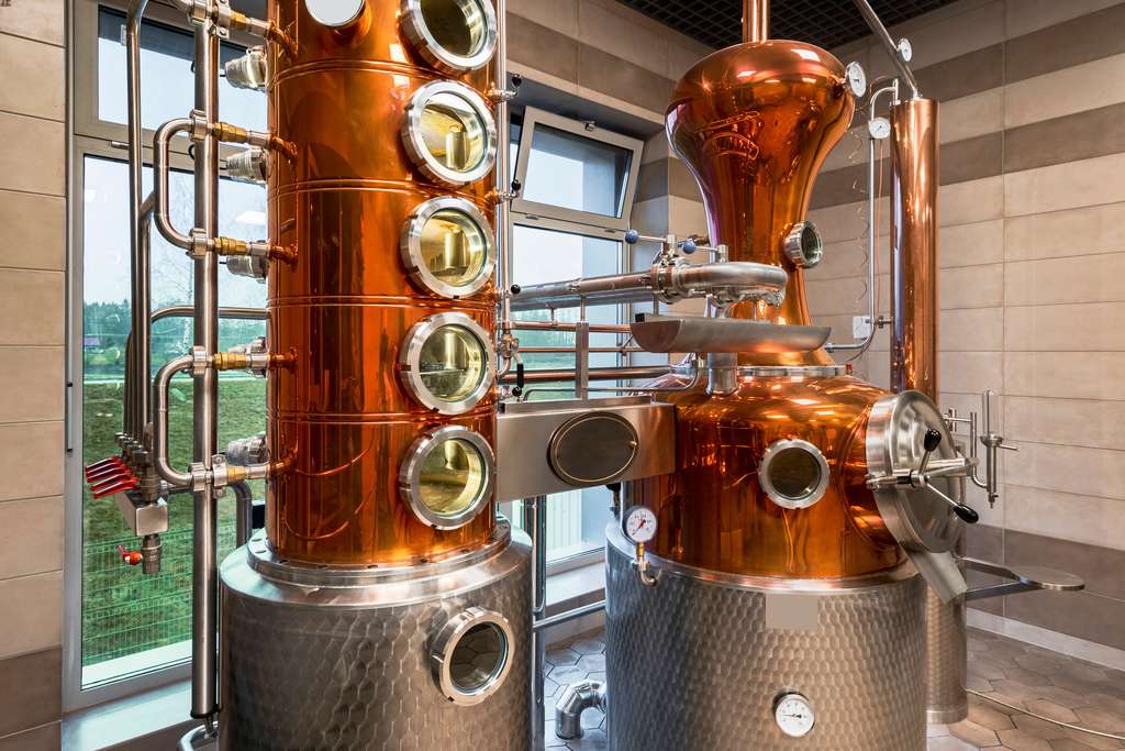 industry of Liquor bottles Alcoholic beverage bottles