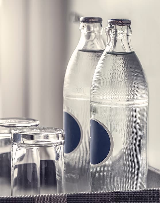 Bouteilles d'eau propres
